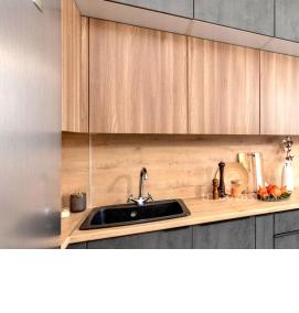 фартук для кухни цвета дерева - тип 1