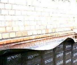 Гидроизоляция фундамента старого дома - модель 1