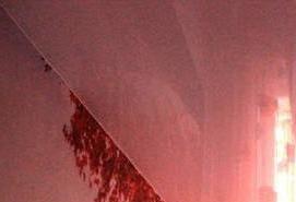 Глянцевые натяжные потолки розовые - модель 2