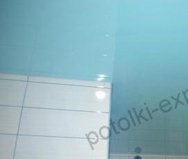 Голубой глянцевый натяжной потолок - тип 4