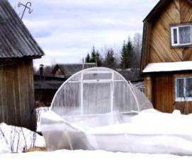 Готовые зимние теплицы из поликарбоната - тип 2