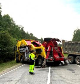 Грузовой эвакуатор круглосуточно - модель 3