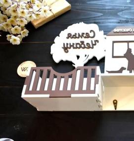 Именная ключница из дерева - вариант 2