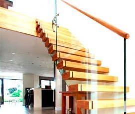 Консольная металлическая лестница - вариант 1