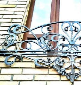 Кованная решетка на окно - тип 4