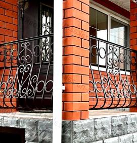 Кованые перила на крыльцо - модель 2