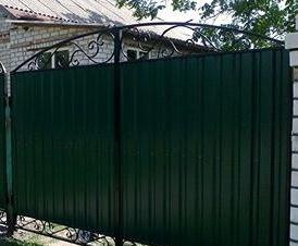 Кованые  с профнастилом - тип 4