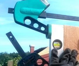 Крепление желоба водосточной системы - тип 4