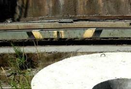 Крышка колодца железобетонная - вариант 2