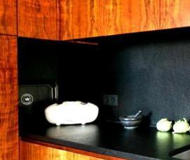 Ламинат Черное дерево - вариант 2