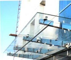 Лазерная резка монолитного поликарбоната - модель 4