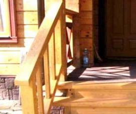 Лестница декоративная деревянная - вариант 1