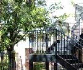 Лестница круглая металлическая - вариант 1