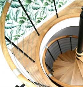 Лестница винтовая деревянная - модель 1