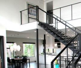 Лестница внешняя металлическая - модель 4