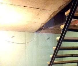 Лестница внешняя металлическая - модель 2