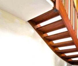 Лестница забежная деревянная - модель 2