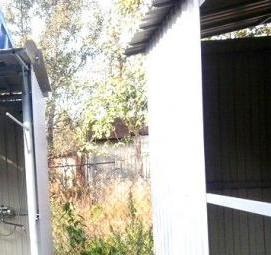 Летний душ с баком на крыше - вариант 4