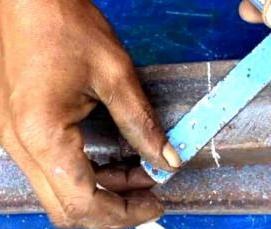 Металлические уголки под полки - вариант 2