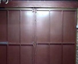 Металлические  для гаража распашные - вариант 2