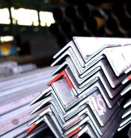 Металлический уголок 50х50х5 мм - вариант 3