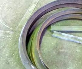 Металлический уголок на ступени - вариант 2