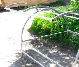 Мини теплица из пластиковых труб - вариант 4