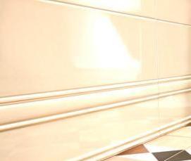 Монтаж акрилового плинтуса на ванну - вариант 3