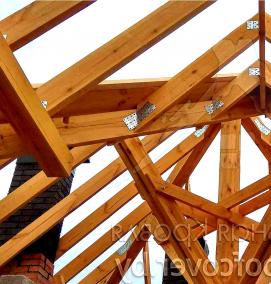 Монтаж четырехскатной крыши - модель 1