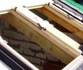 Монтаж мансардного окна - модель 2