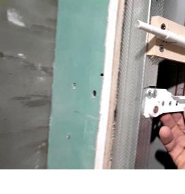 Монтаж ревизионного люка под плитку - тип 1