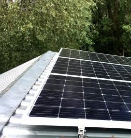 Монтаж солнечных панелей на крыше - тип 2