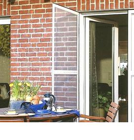 Москитная сетка на дверь - вариант 4