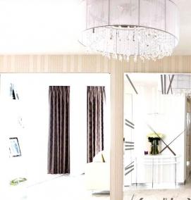 Напольное зеркало в прихожую - вариант 3