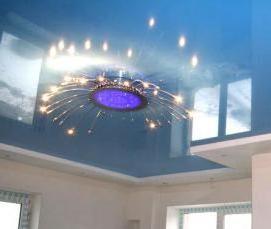 Натяжной потолок голубого цвета - модель 4