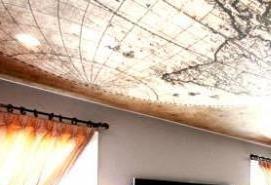 Натяжной потолок с фотопечатью черно белых цветов - модель 4