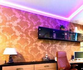 Натяжной потолок со светодиодной лентой - тип 2