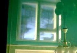 Натяжные потолки бело зеленые - тип 1