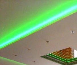 Натяжные потолки с полосками света - тип 1