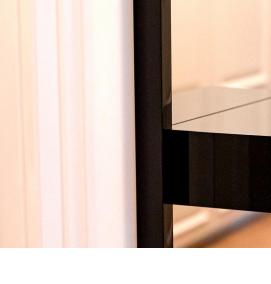 Навесное зеркало с полками в прихожую - вариант 1