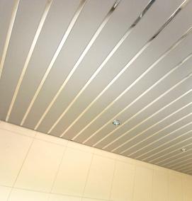 Навесной реечный потолок - тип 3
