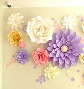 Обои бумажные цветы - модель 1
