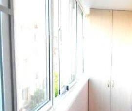 Отделка балкона фактурной штукатуркой - тип 4