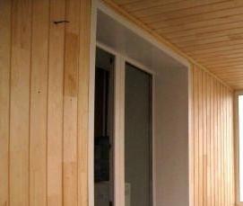 Отделка металлического балкона - модель 4