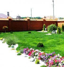 Озеленение прилегающей территории - модель 4