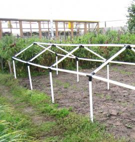 Парник из дуг для огурцов - тип 3
