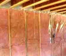 Пароизоляция стен деревянного дома внутри - вариант 1