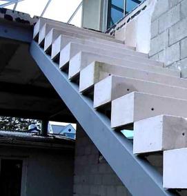 Парящие ступени из бетона - модель 4