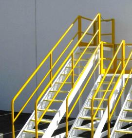 Передвижная площадка для обслуживания оборудования - вариант 3