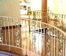 Перила акриловые для лестниц - вариант 3